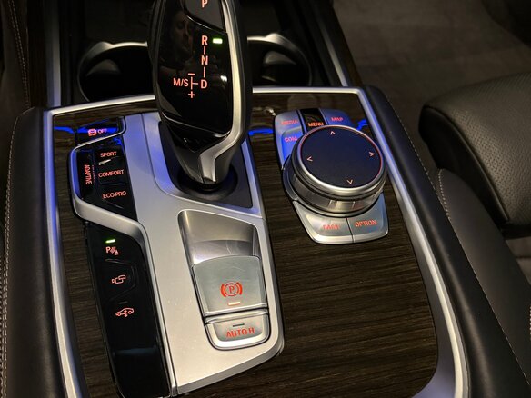 2021 BMW 7 серии Long 730Ld xDrive VI (G11/G12) Рестайлинг, чёрный, 8700000 рублей - вид 14
