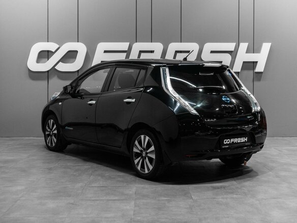 2016 Nissan Leaf (EM57) I (ZE0/AZE0), чёрный, 1270000 рублей - вид 1