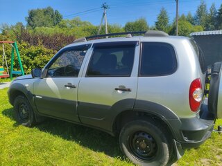 2011 Chevrolet Niva I Рестайлинг, серый, 420000 рублей, вид 4