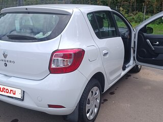 2017 Renault Sandero II, белый, 1200000 рублей, вид 3