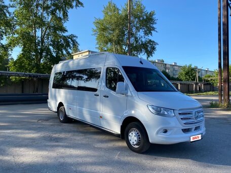 2020 Mercedes-Benz Sprinter, белый, 11200000 рублей, вид 2