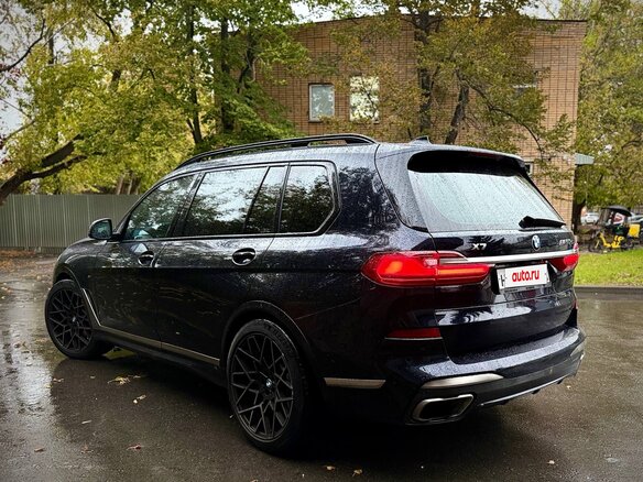 2019 BMW X7 M50d I (G07), чёрный, 5999999 рублей - вид 2