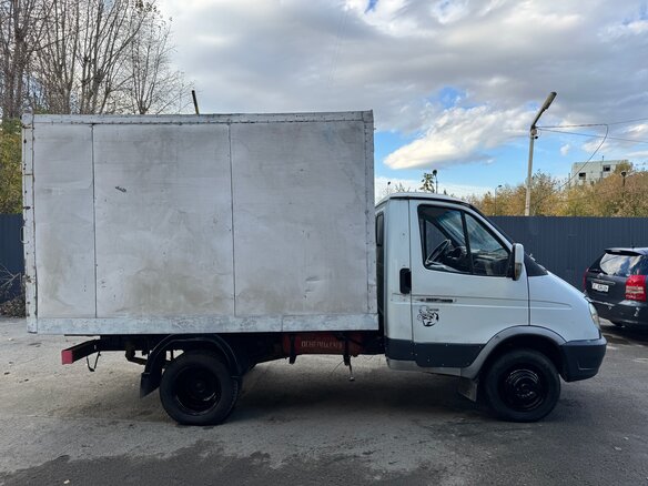 2006 ГАЗ ГАЗель (3302), белый, 390000 рублей - вид 4