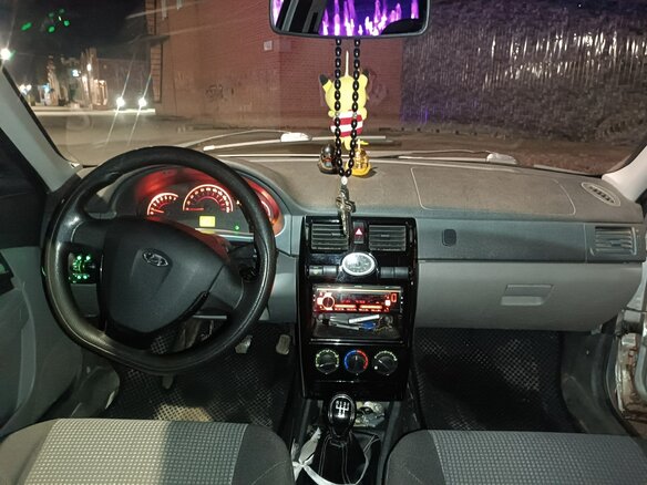 2010 Lada (ВАЗ) Priora I, серебристый, 220000 рублей - вид 7
