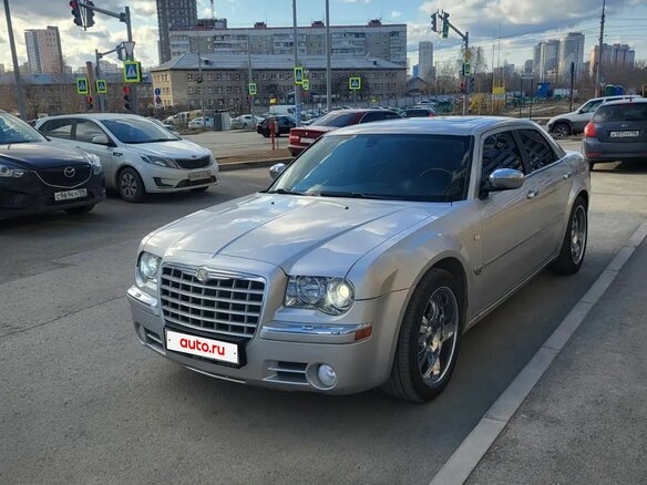 2005 Chrysler 300C I, серый