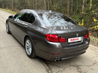 2012 BMW 5 серии 520i VI (F10/F11/F07), коричневый, 2600000 рублей, вид 5