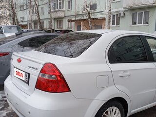 2011 Chevrolet Aveo I Рестайлинг, белый, 320000 рублей, вид 4