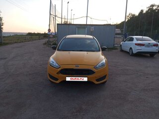 2015 Ford Focus III Рестайлинг, жёлтый, 410000 рублей, вид 1