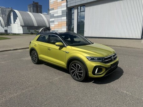 2026 Volkswagen T-Roc I (China Market) Рестайлинг, золотистый, 2290000 рублей, вид 1