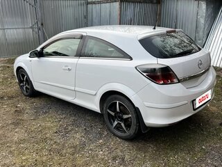 2008 Opel Astra GTC H Рестайлинг, белый, 450000 рублей, вид 3