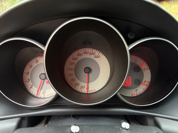 2006 Mazda 3 I (BK), серый, 390000 рублей - вид 10