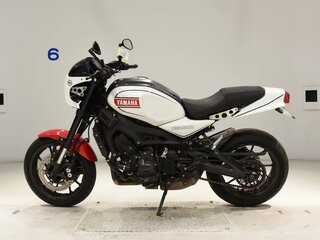 2018 Yamaha XSR900, белый, 680000 рублей, вид 5