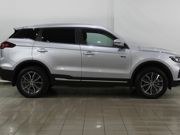 2024 Geely Atlas Pro, серебристый, 2220000 рублей - вид 4