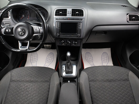 2018 Volkswagen Polo V Рестайлинг, белый - вид 6