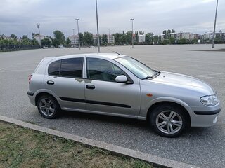 2001 Nissan Almera II (N16), серебристый, 260000 рублей, вид 2