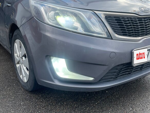 2012 Kia Rio 4-speed III, серый, 700000 рублей - вид 13