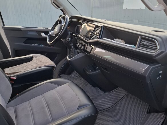 2020 Volkswagen Multivan T6, серый, 5500000 рублей - вид 10