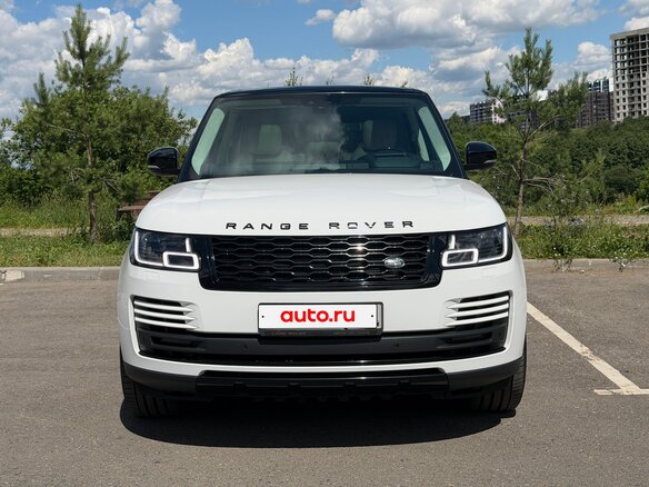 2019 Land Rover Range Rover IV Рестайлинг, белый, 6900000 рублей - вид 1