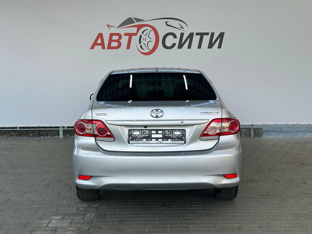 2011 Toyota Corolla X (E140, E150) Рестайлинг, серебристый, 990000 рублей, вид 5