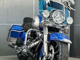 2018 Harley-Davidson Road King, синий, 1549000 рублей, вид 3