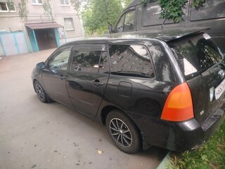 2004 Toyota Corolla Fielder IX (E120, E130) Рестайлинг, чёрный, 750000 рублей, вид 3
