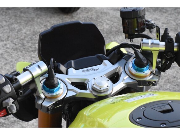 2026 Triumph Speed Triple, жёлтый, 1735000 рублей - вид 5