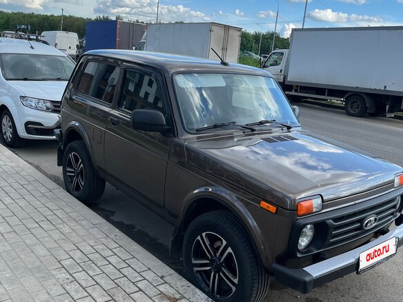 2022 Lada (ВАЗ) Niva Legend I, коричневый, 900000 рублей - вид 3