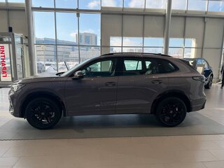 2026 Volkswagen Tiguan L Pro III (China Market), серый, 5250000 рублей, вид 4