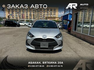 2021 Toyota Yaris IV, серый, 1149000 рублей, вид 3