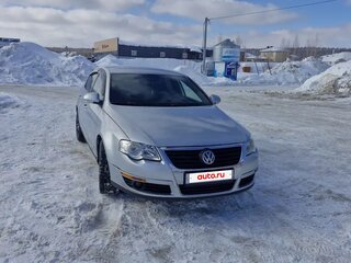 2005 Volkswagen Passat B6, серебристый, 650000 рублей, вид 1