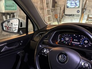 2019 Volkswagen Tiguan II, белый, 2150000 рублей, вид 4