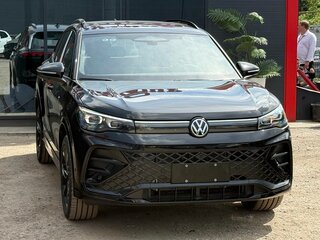 2026 Volkswagen Tiguan L Pro III (China Market), чёрный, 4750000 рублей, вид 3