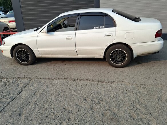 1993 Toyota Corona IX (T190), белый, 300000 рублей - вид 4
