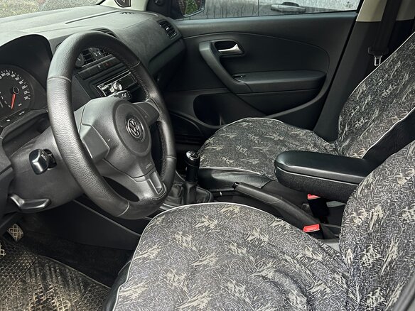 2011 Volkswagen Polo V, серый, 730000 рублей - вид 9