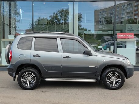 2016 Chevrolet Niva I Рестайлинг, серый, 649000 рублей, вид 4