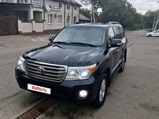 2012 Toyota Land Cruiser 200 Series Рестайлинг 1, чёрный, 2393000 рублей, вид 1