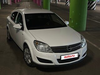 2010 Opel Astra H Рестайлинг, белый, 550000 рублей, вид 3