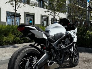2023 Honda CBR 650R, белый, 1050000 рублей, вид 3