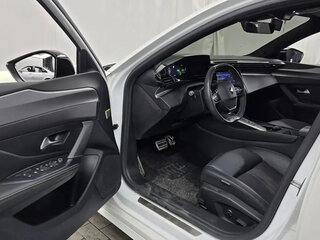 2022 Peugeot 308 III, белый, 1450000 рублей, вид 5