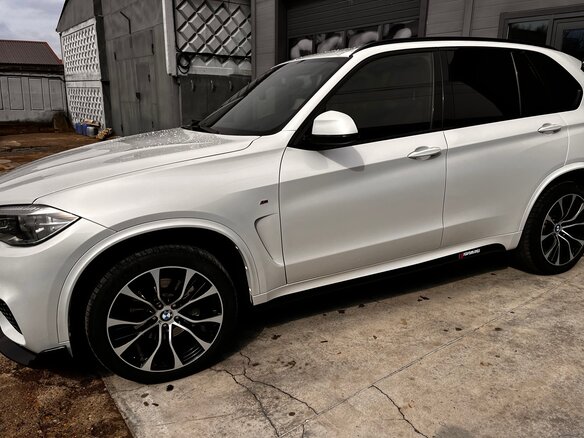 2018 BMW X5 30d III (F15), белый, 5000000 рублей - вид 10