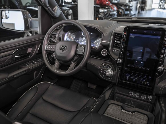 2026 Ram 1500 Crew Cab V Рестайлинг, серебристый, 12105636 рублей - вид 27