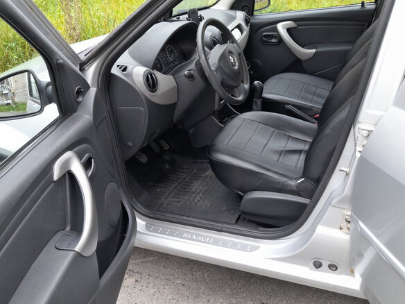 2012 Renault Logan I Рестайлинг, серый, 700000 рублей - вид 6