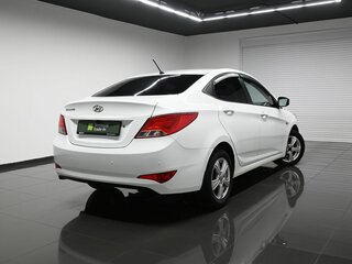 2015 Hyundai Solaris I Рестайлинг, белый, 880000 рублей, вид 2
