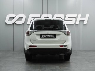 2012 Mitsubishi Outlander III, белый, 1279000 рублей, вид 4