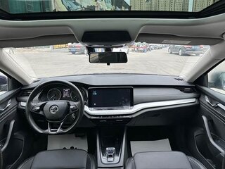 2022 Skoda Octavia IV (A8), синий, 1810000 рублей, вид 5