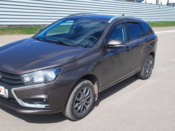 2021 Lada (ВАЗ) Vesta SW I, коричневый, 1100000 рублей