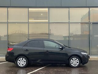 2009 Kia Cerato 5-speed II, чёрный, 475000 рублей, вид 3