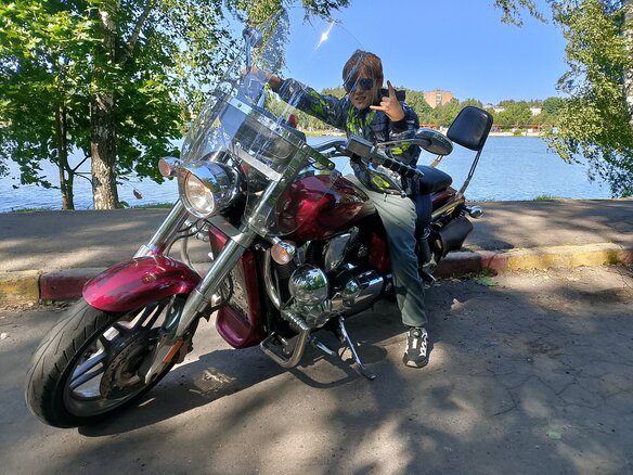 2005 Honda VTX 1800, красный, 1091488 рублей