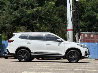 2023 Chery Tiggo 8 I Рестайлинг, белый, 1497610 рублей, вид 4