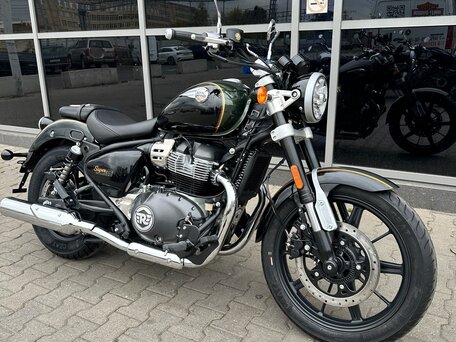 2026 Royal Enfield Super Meteor, зелёный, 773000 рублей, вид 2